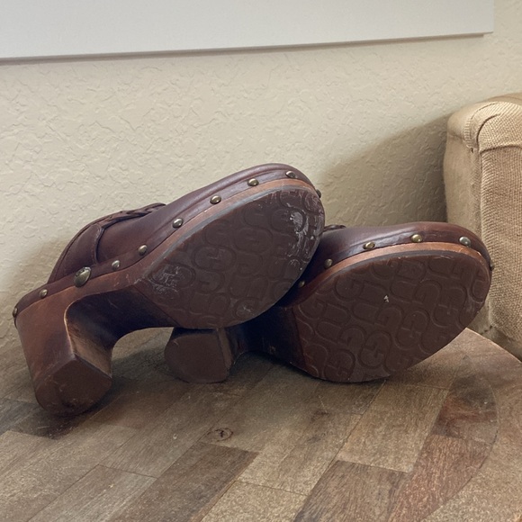 UGG Brown Kaylee Clog Size 7 - Picture 9 of 10